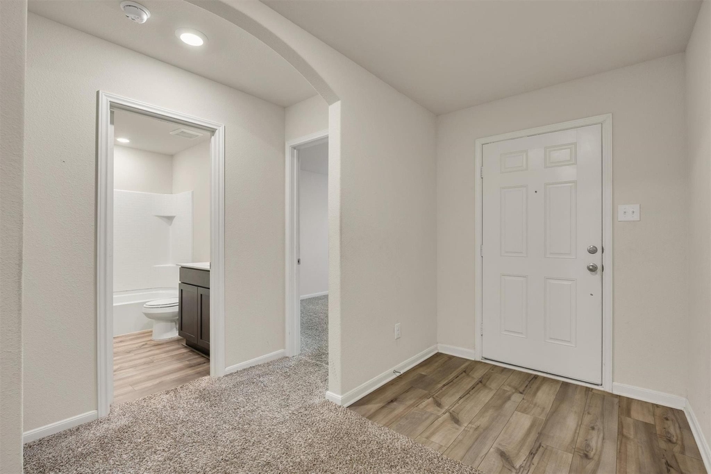 740 Saratoga Drive - Photo 1