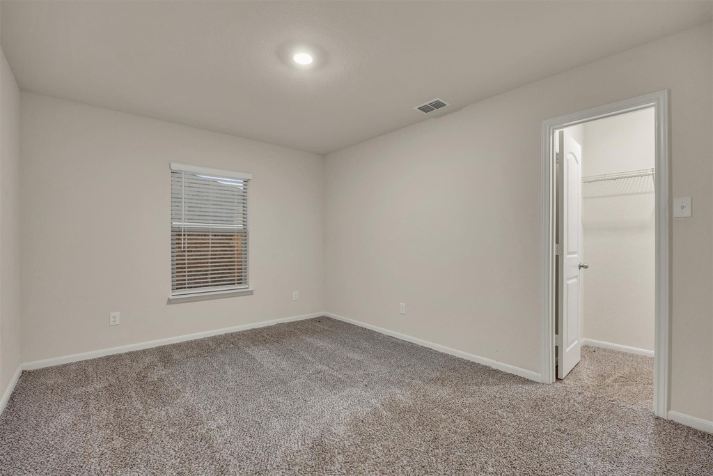 740 Saratoga Drive - Photo 10