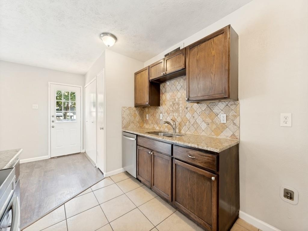 5225 Knox Drive - Photo 9