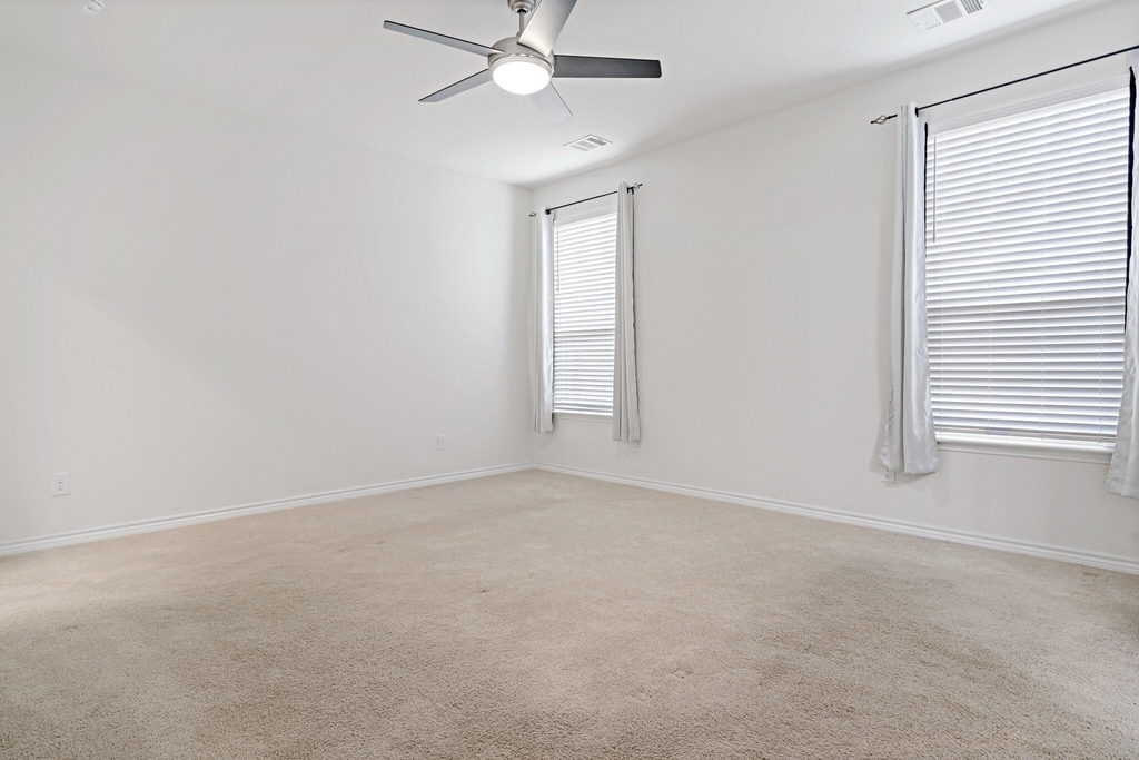 2632 Wesley Avenue - Photo 10