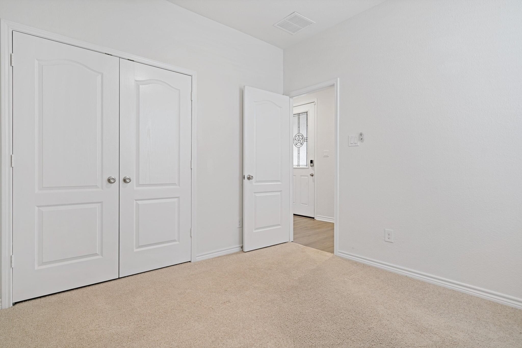 2632 Wesley Avenue - Photo 19