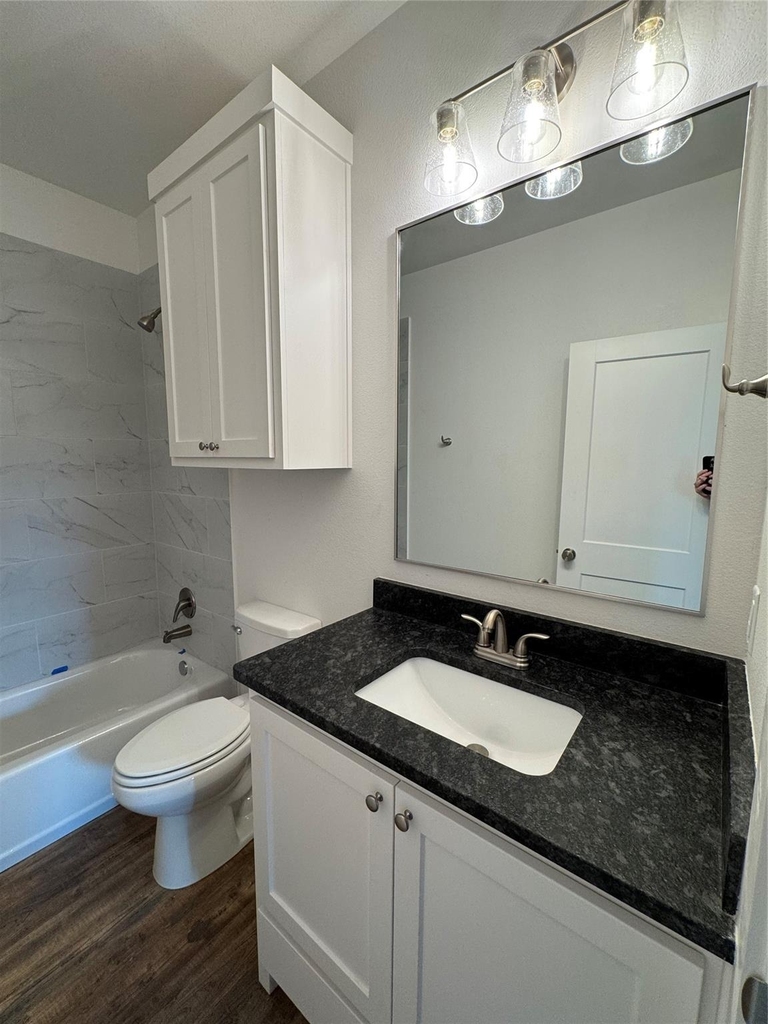 8008 Sawdust Trail - Photo 8
