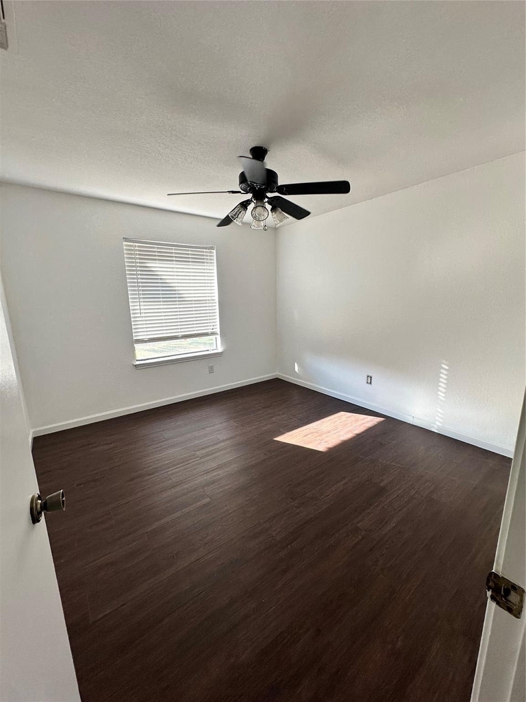 4636 Ringold Drive - Photo 11