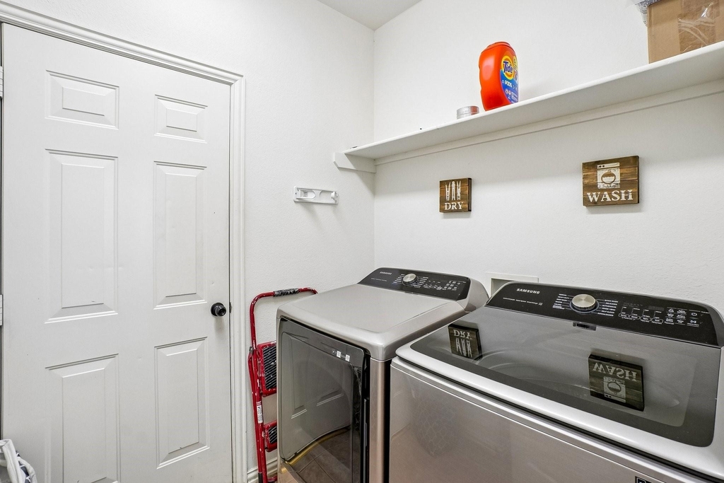 6940 Chapelridge Drive - Photo 14