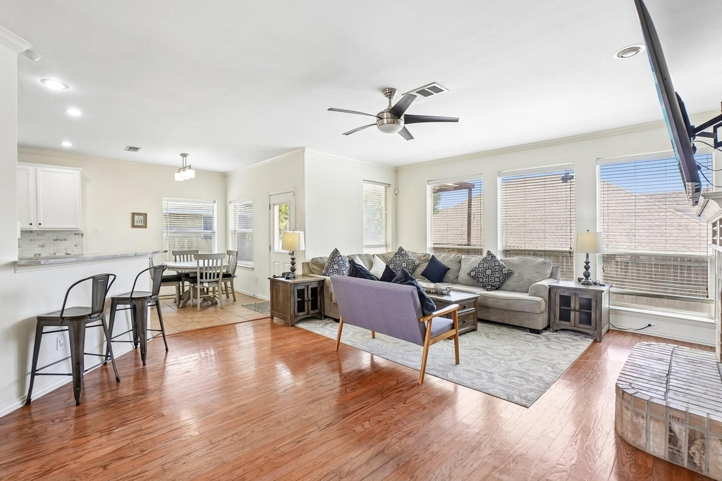 6940 Chapelridge Drive - Photo 6