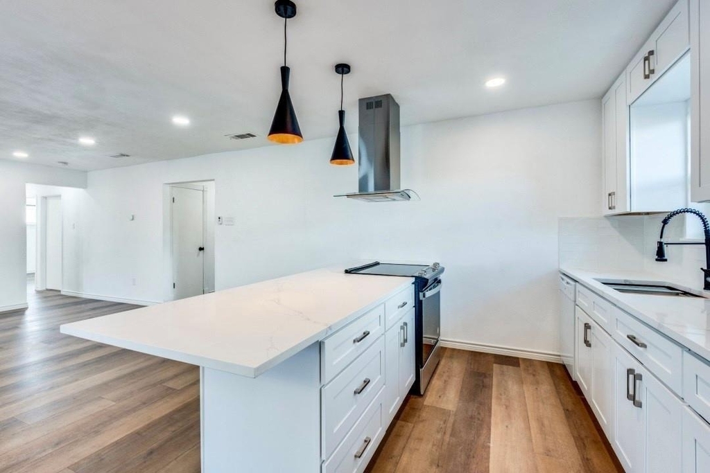 2320 Fulton Drive - Photo 4