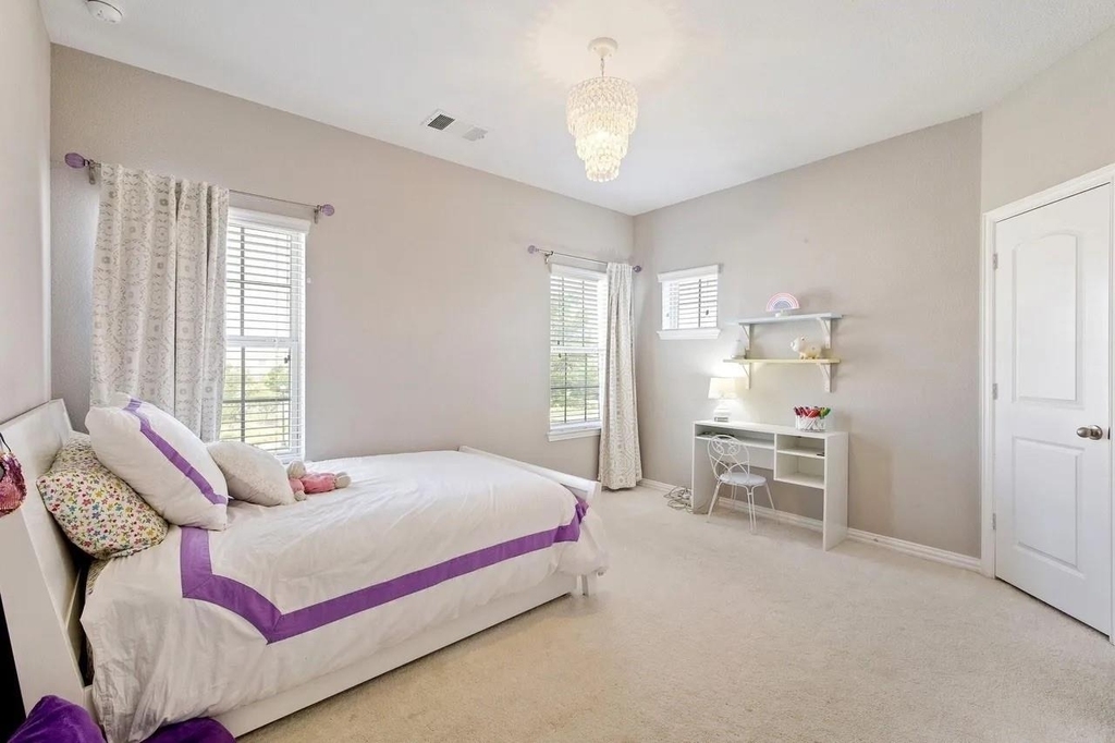1616 Bridle Boulevard - Photo 11