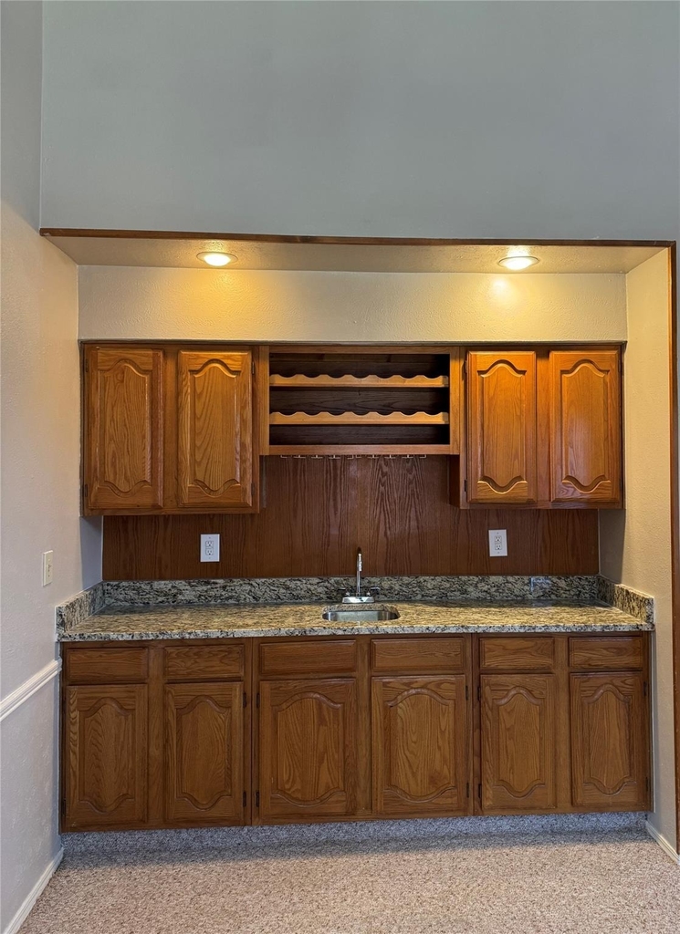 1504 Kesser Drive - Photo 3