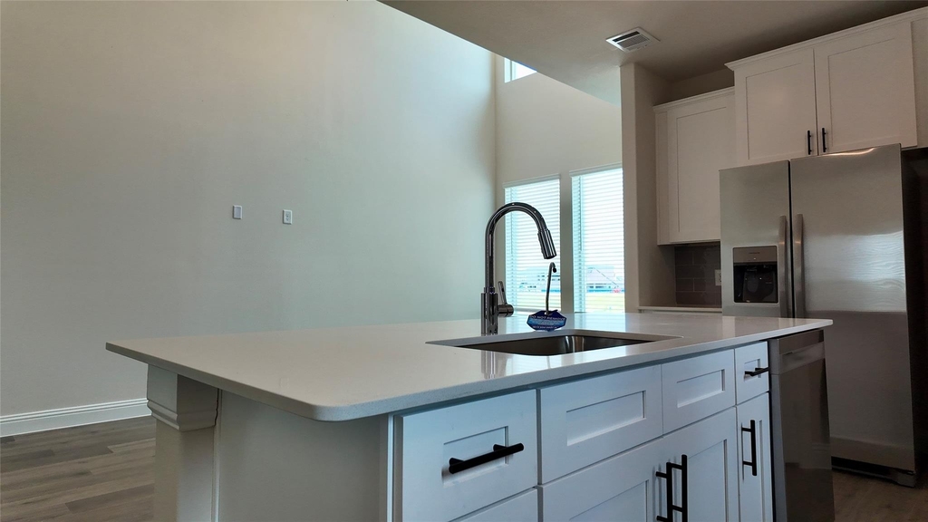 8801 Shoppers Lane - Photo 7