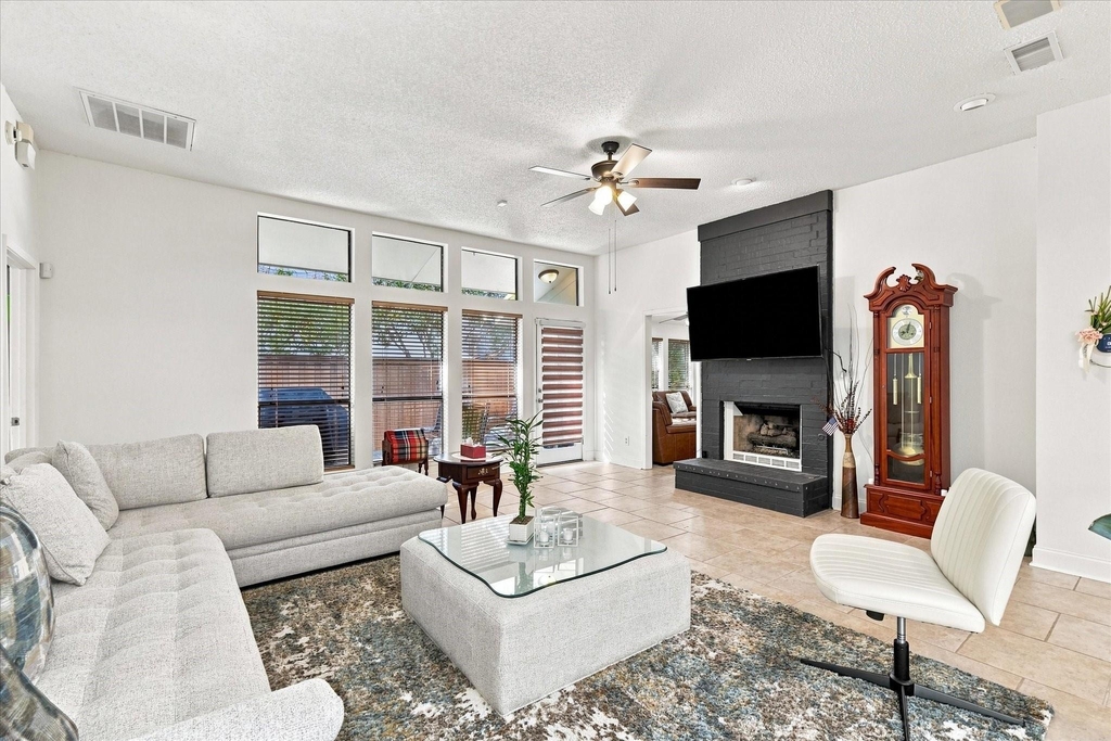 2021 Whippoorwill Lane - Photo 5