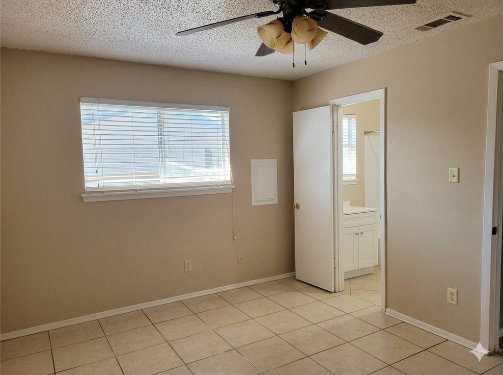 1411 Clearfield Drive - Photo 14