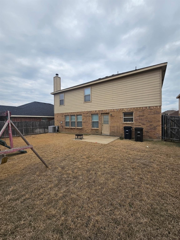 824 Green Heath Avenue - Photo 1