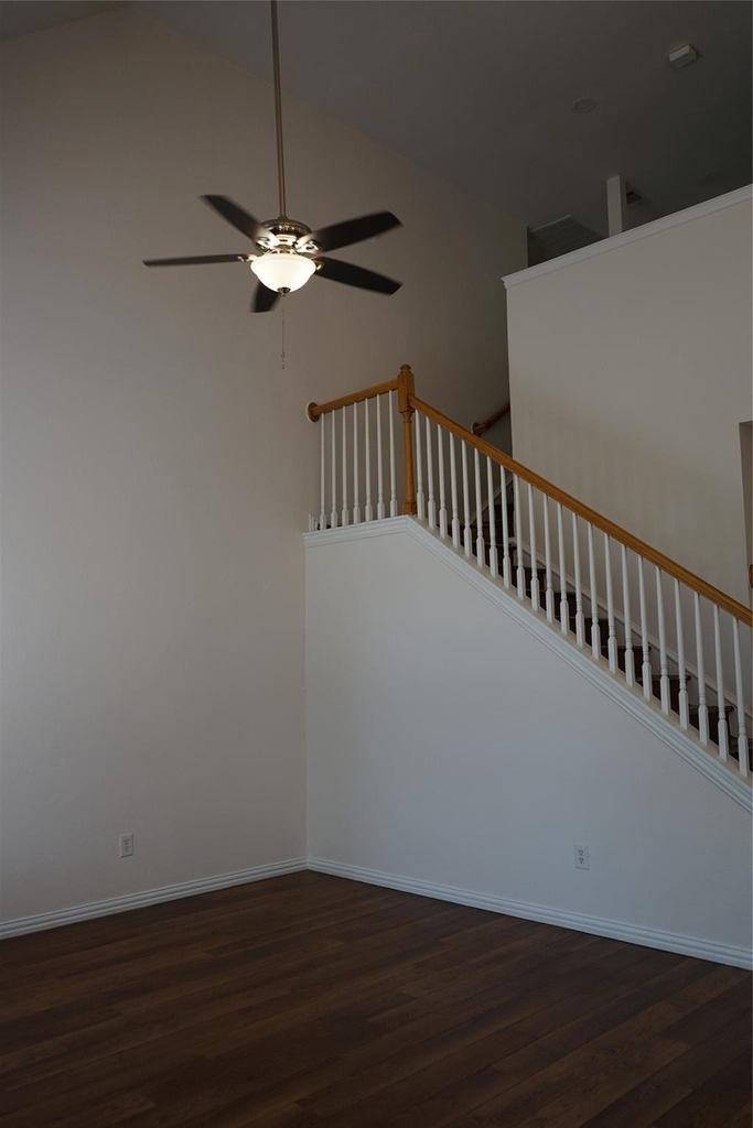 2313 Perkins Place - Photo 3