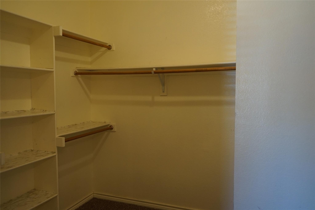 1507 Chateau Lane - Photo 15