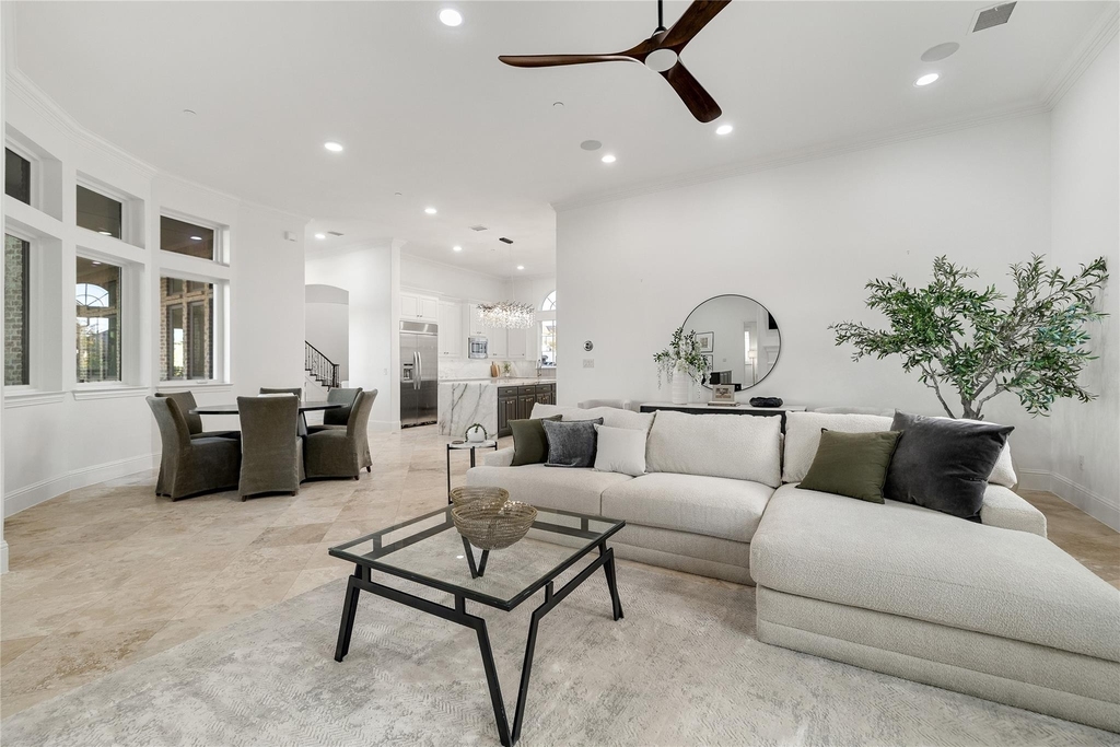 2032 Courtland Drive - Photo 9