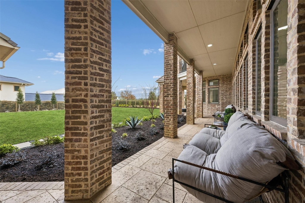 2032 Courtland Drive - Photo 37