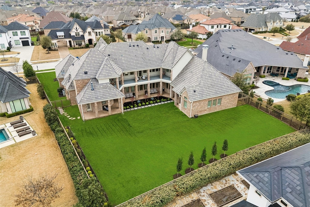 2032 Courtland Drive - Photo 1