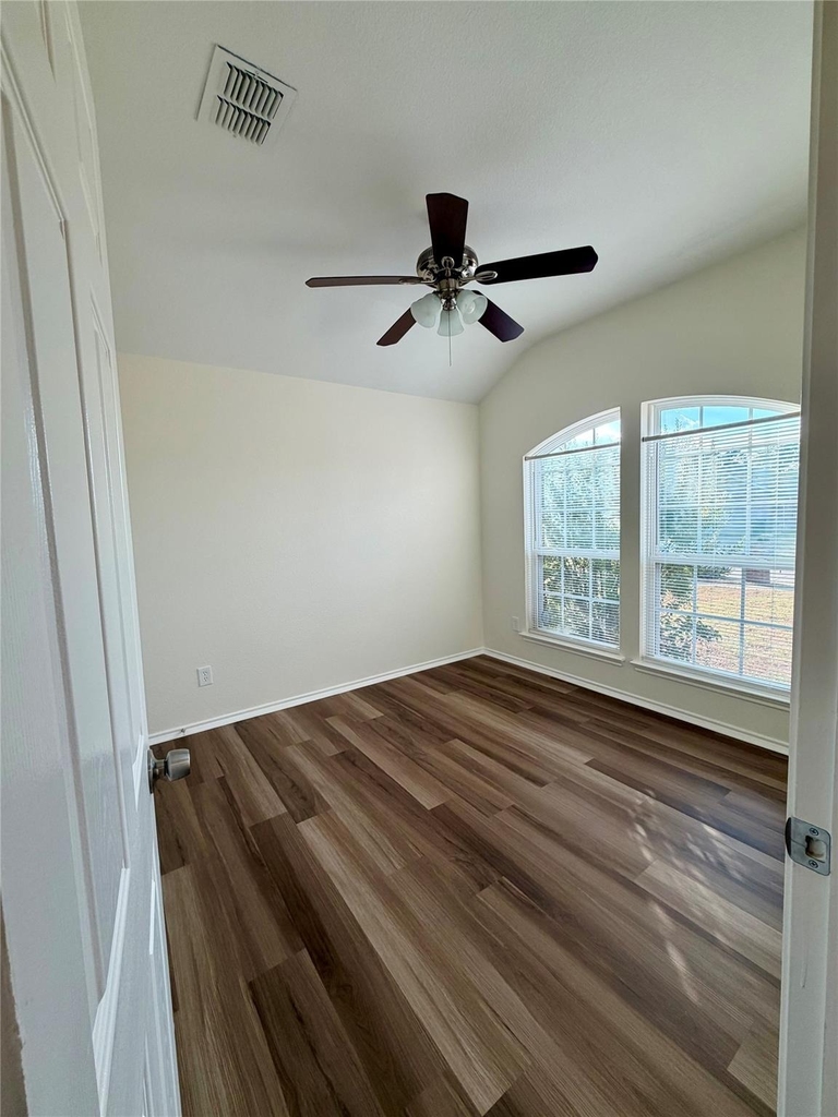 1712 Ironworks Drive - Photo 6