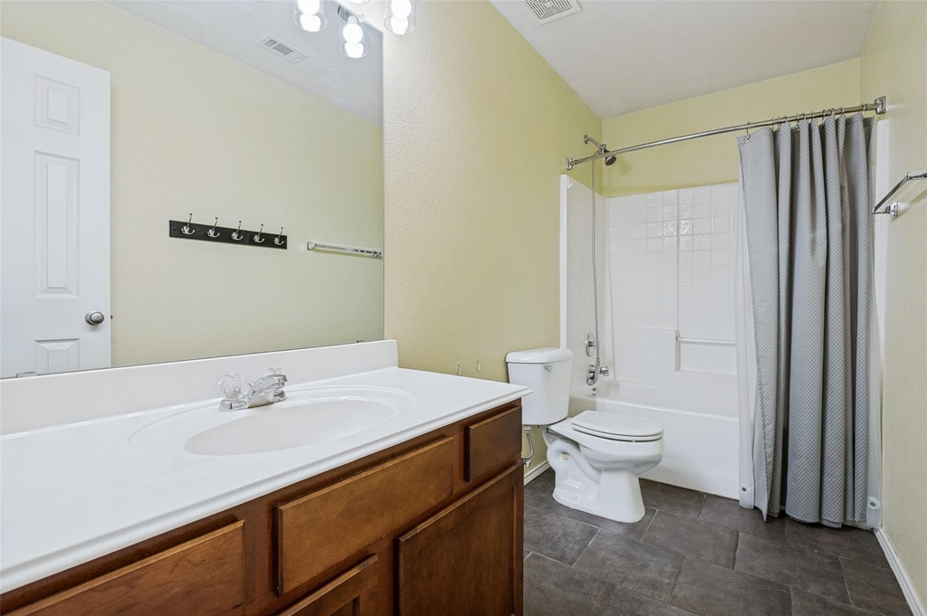 5943 Waterford Drive - Photo 6