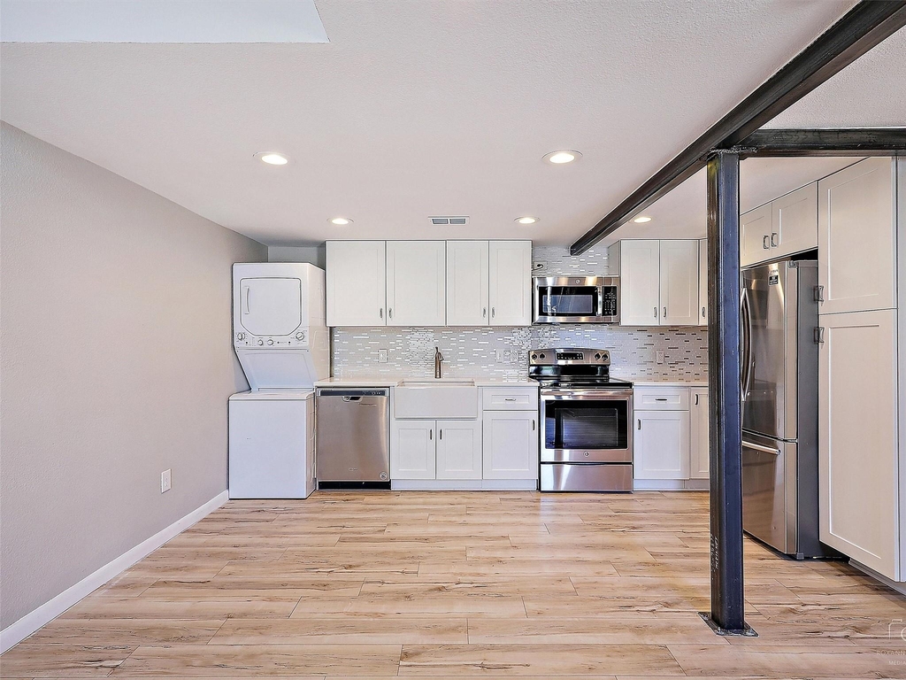 6314 Lockheed Street - Photo 5