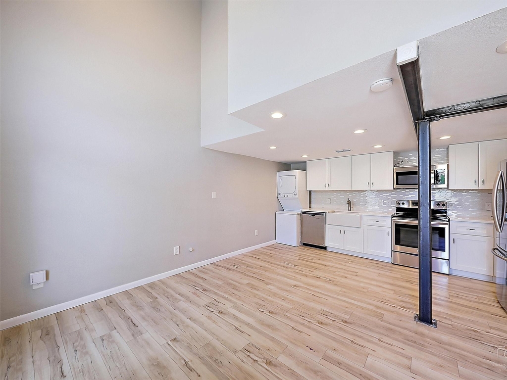 6314 Lockheed Street - Photo 4