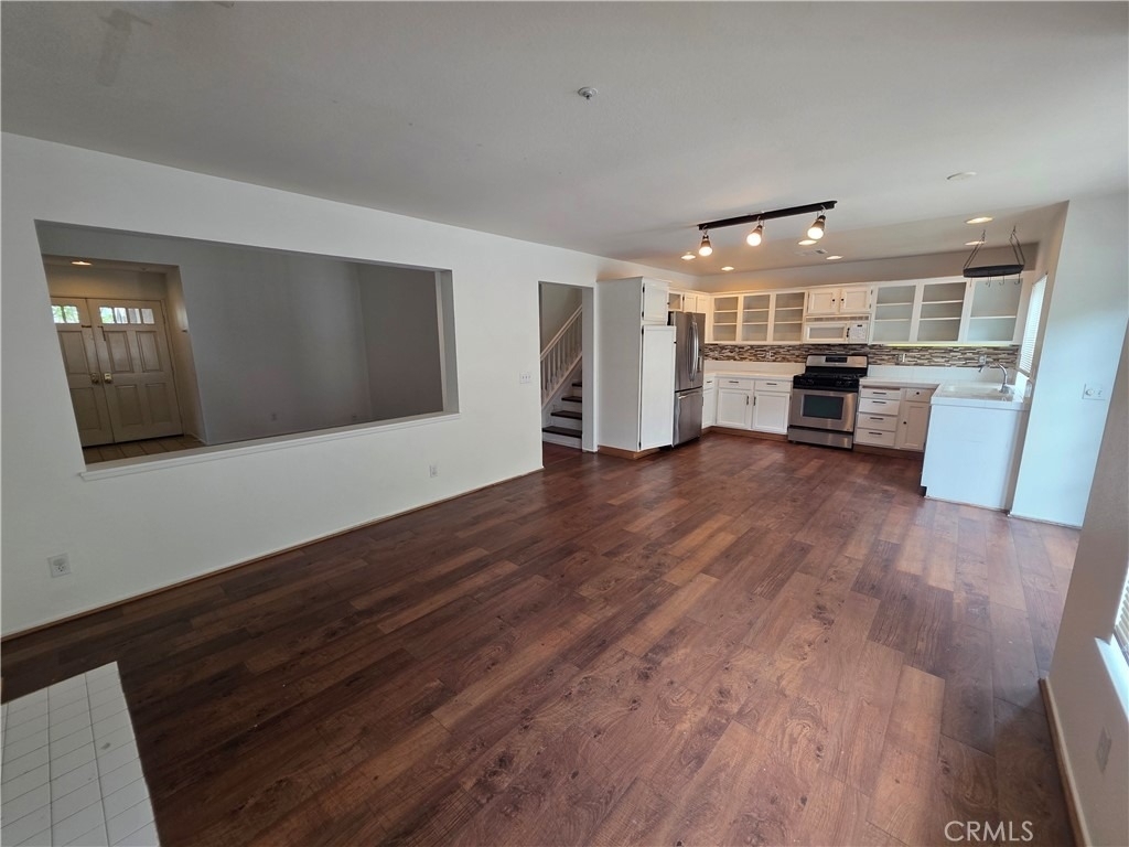 11150 Corsica Court - Photo 2