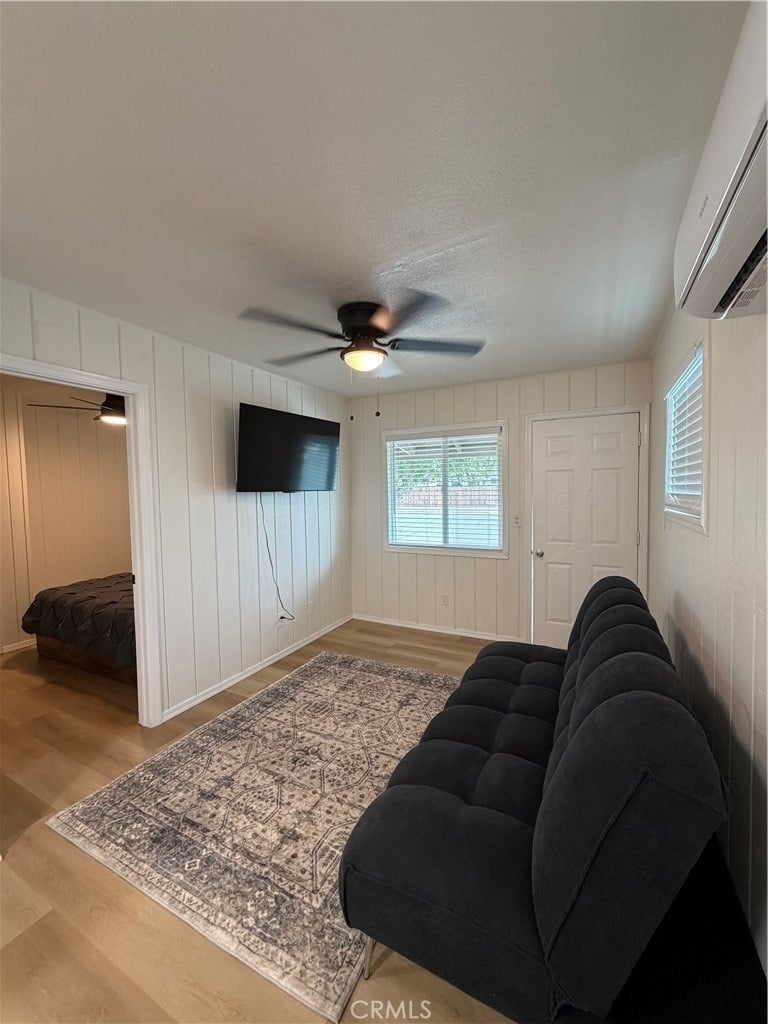 208 W Rice St - Photo 4