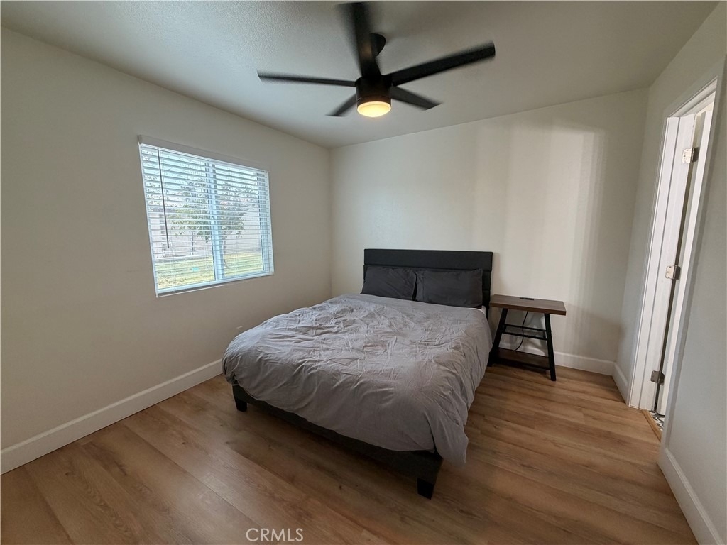 213 S Spring - Photo 4