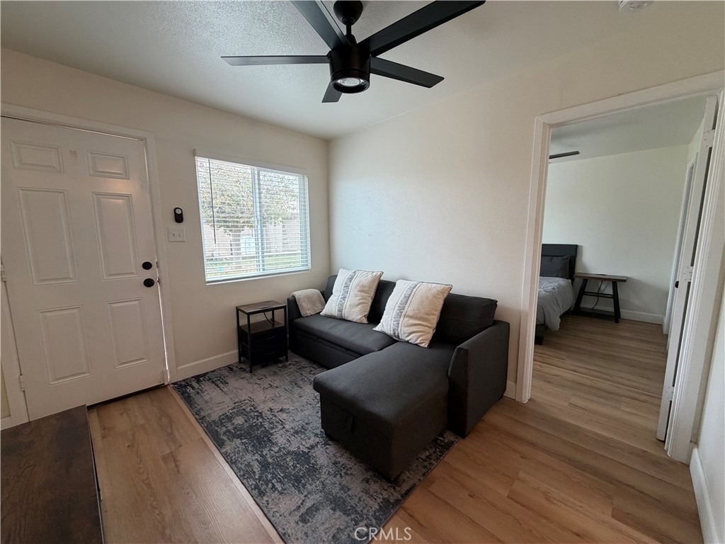 213 S Spring - Photo 1