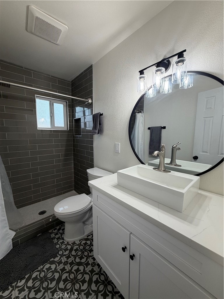 213 S Spring - Photo 6