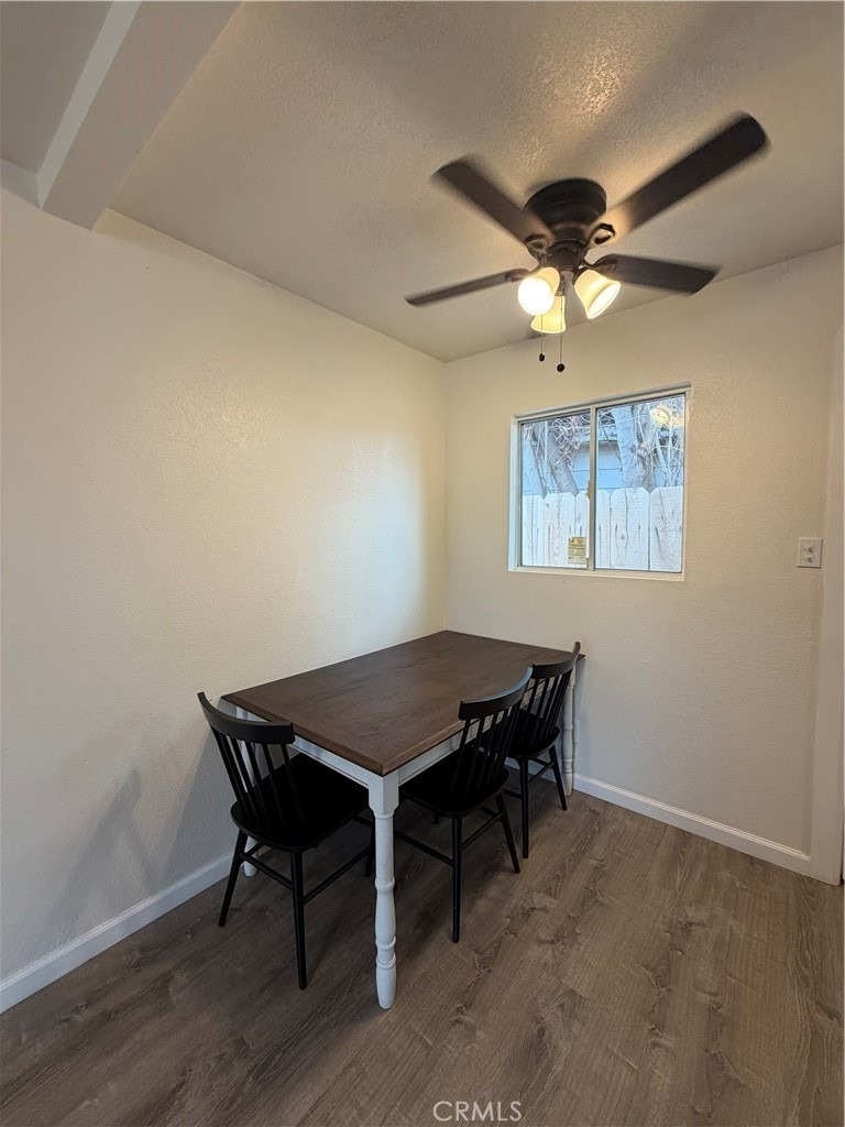 211 S Spring - Photo 3