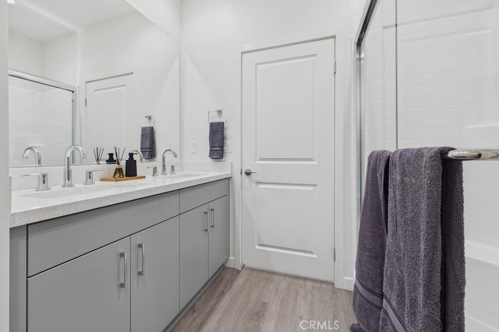 16285 W. San Fernando Mission Blvd - Photo 2