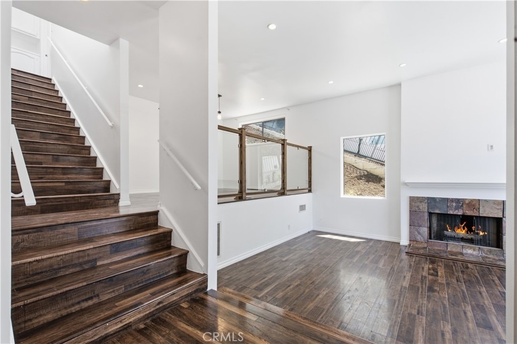 5244 Baza - Photo 6