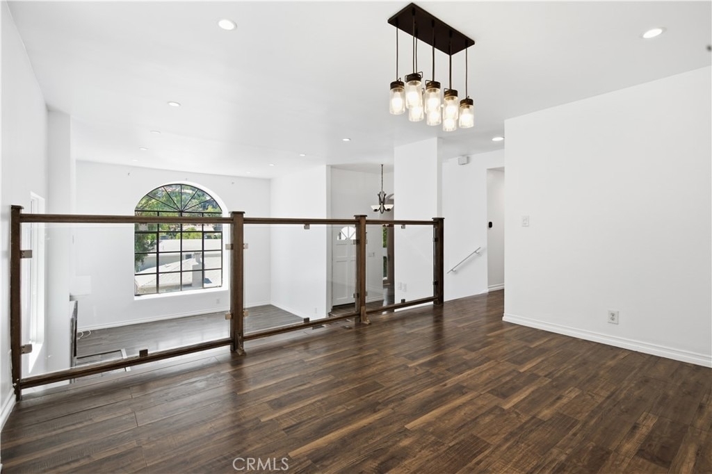 5244 Baza - Photo 12