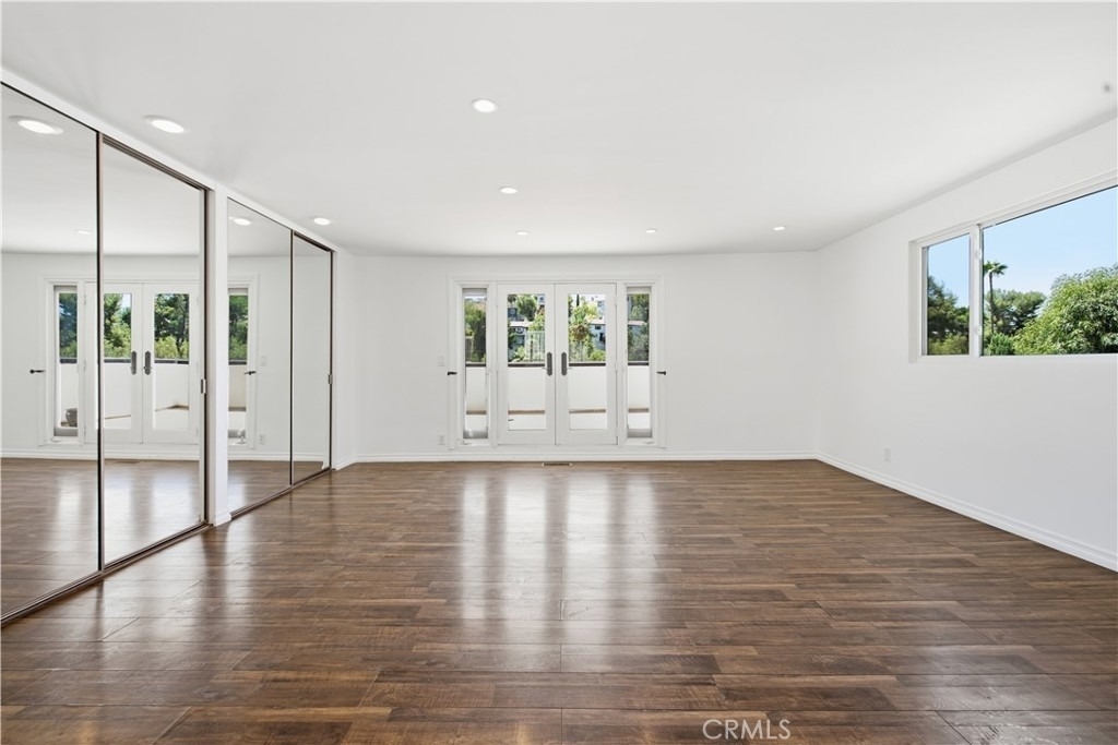 5244 Baza - Photo 21