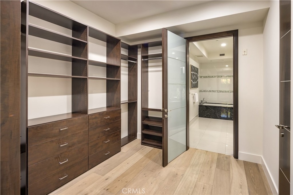 1318 Roxbury S - Photo 23