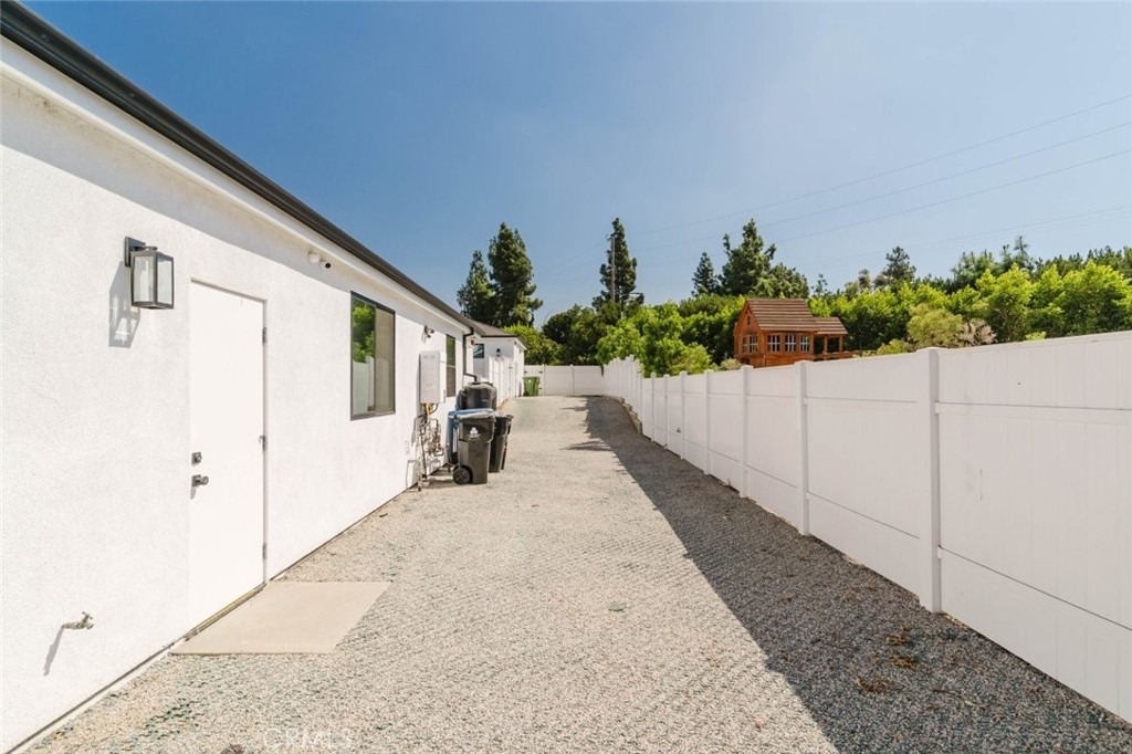 13366 Pala Avenue - Photo 9