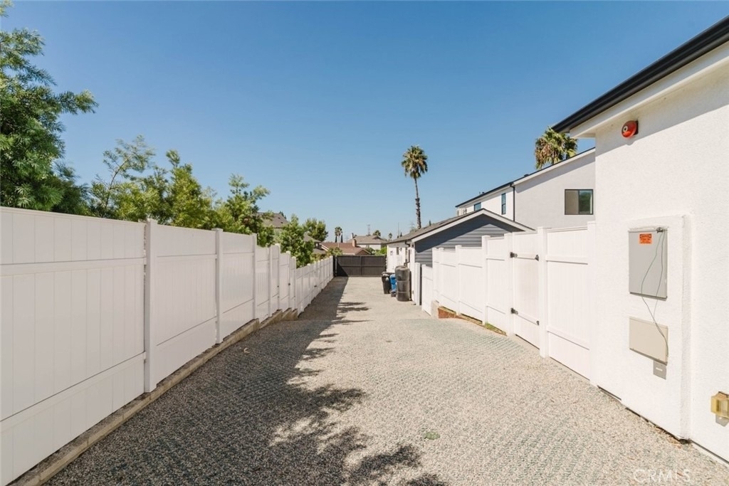 13366 Pala Avenue - Photo 10