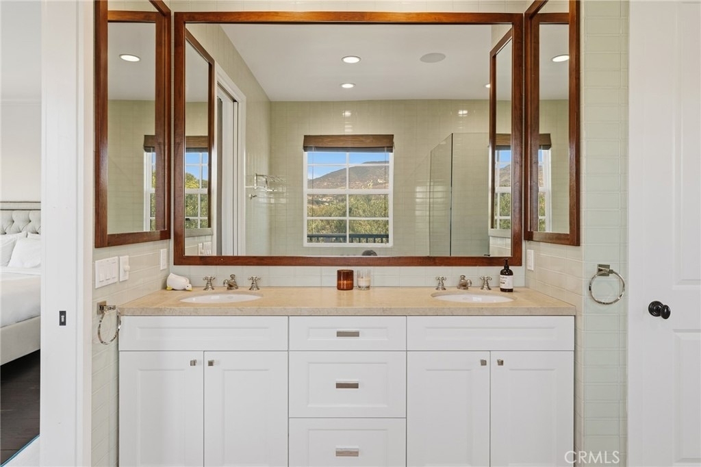 28850 Hampton Place - Photo 35