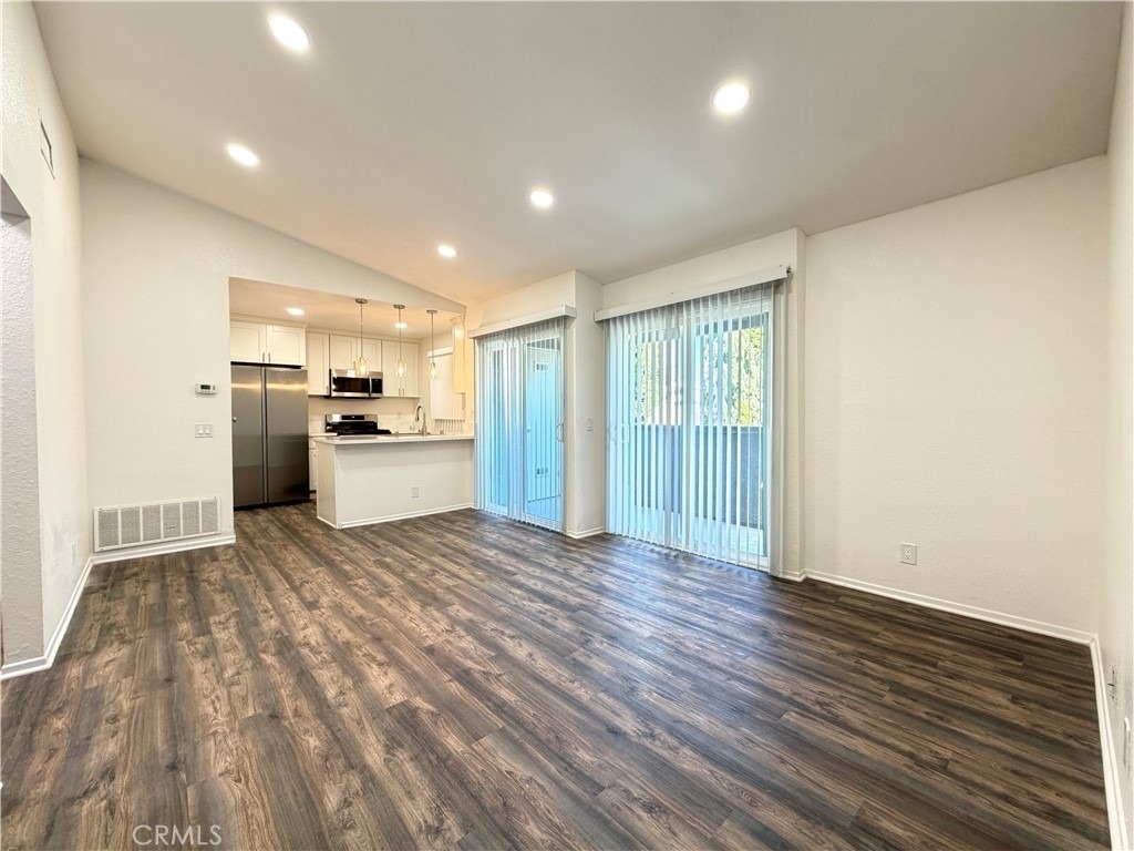 14030 Mcclure Avenue - Photo 3