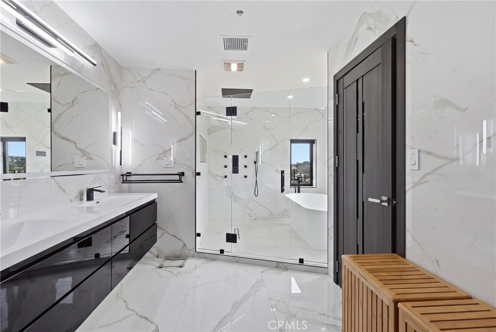 5252 Darro Road - Photo 9