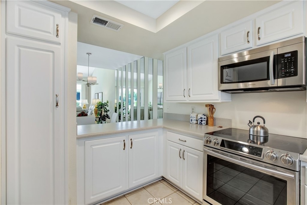 1911 Grand Bahama Drive E - Photo 11