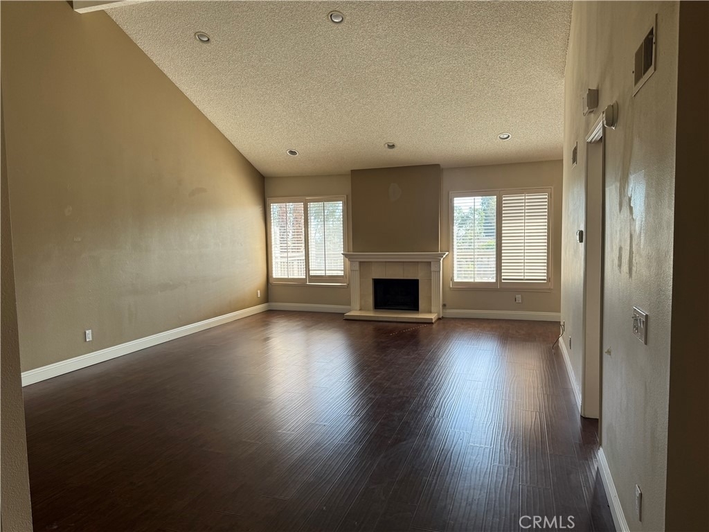 2310 Applewood - Photo 5