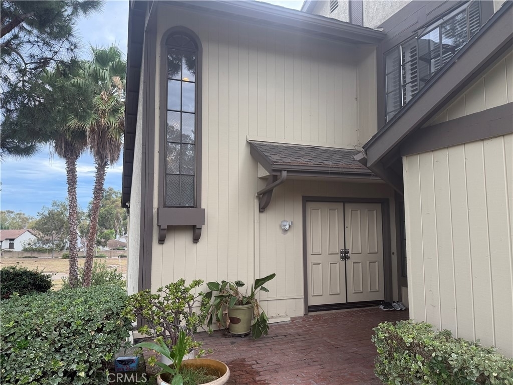 2310 Applewood - Photo 1