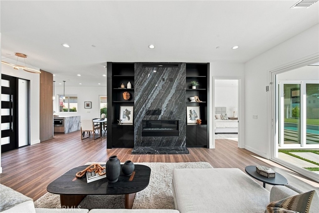 738 California - Photo 15