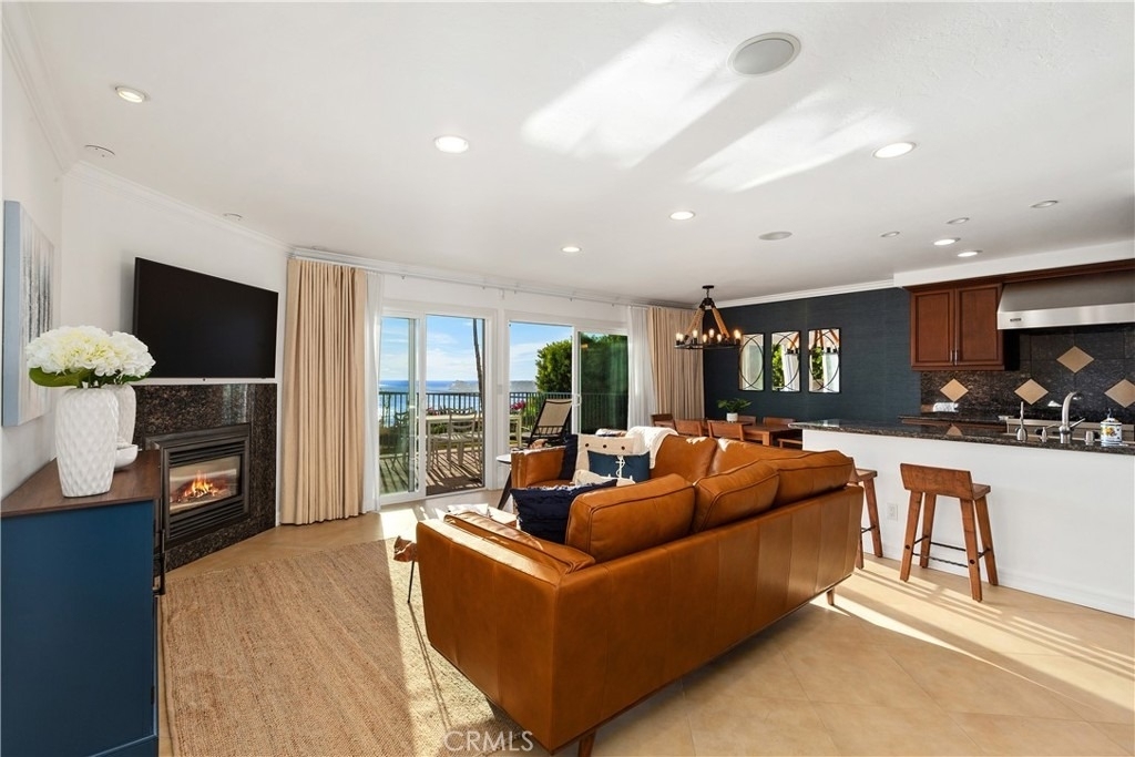 26026 Dana Bluff E W - Photo 2