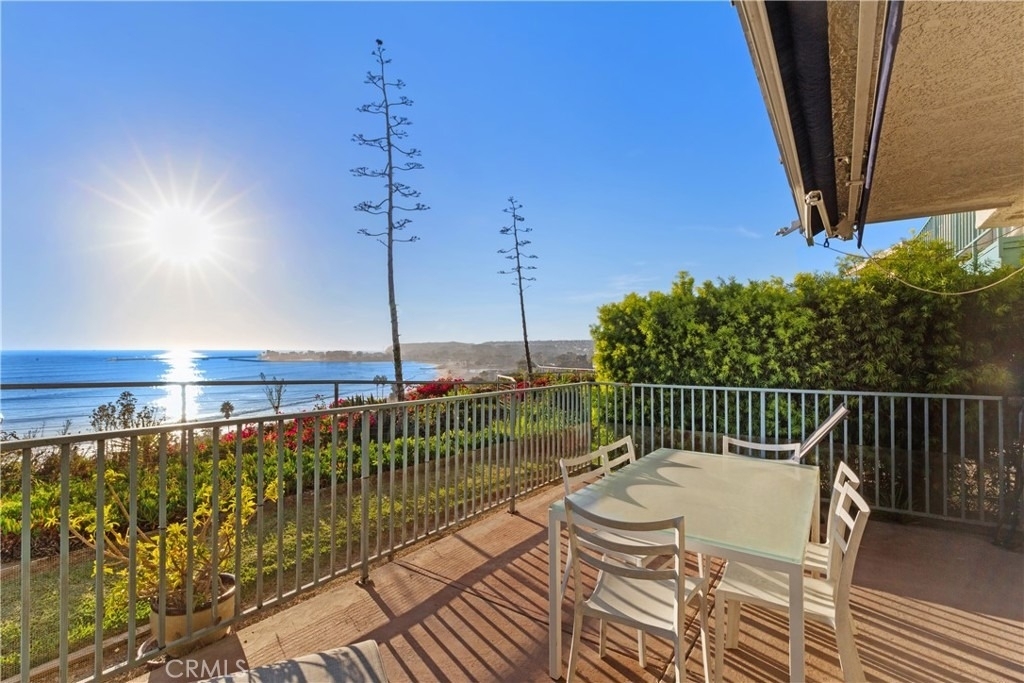 26026 Dana Bluff E W - Photo 12