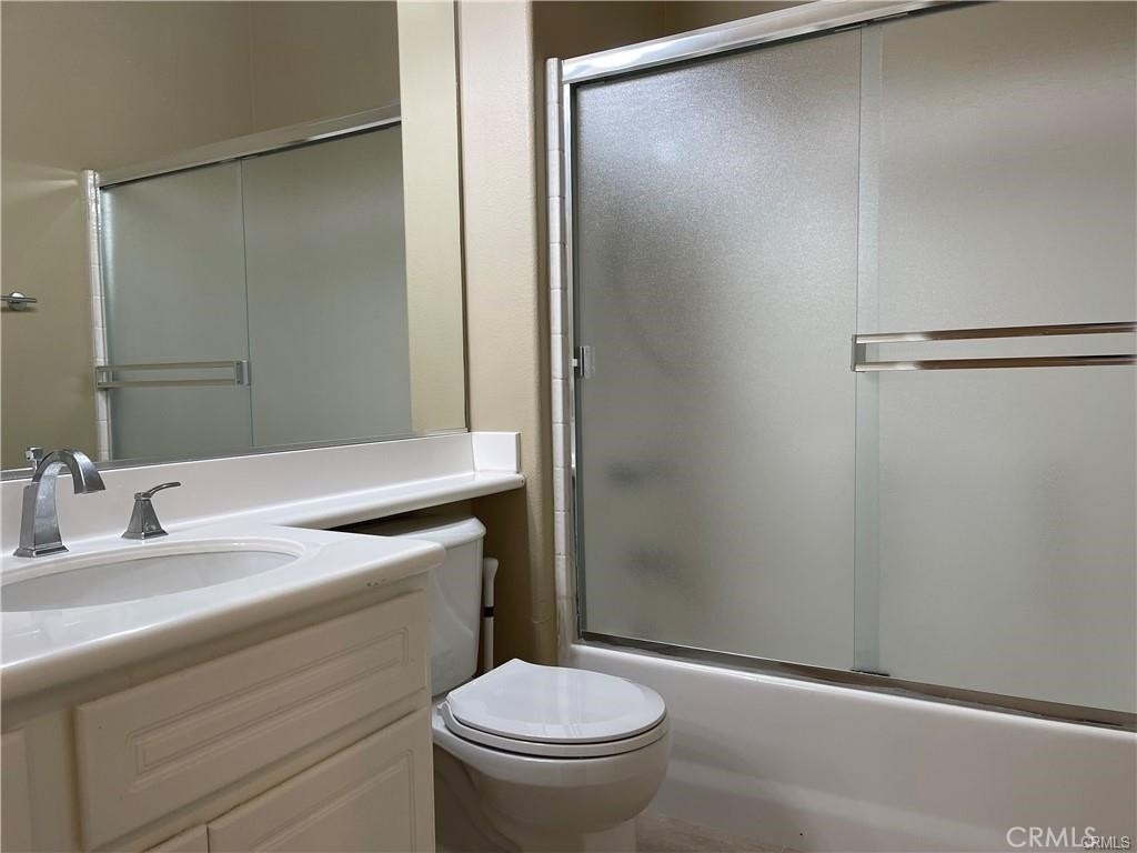 1406 Solvay Aisle - Photo 12