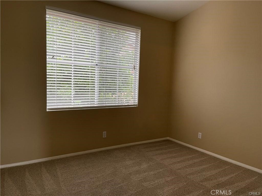 1406 Solvay Aisle - Photo 10