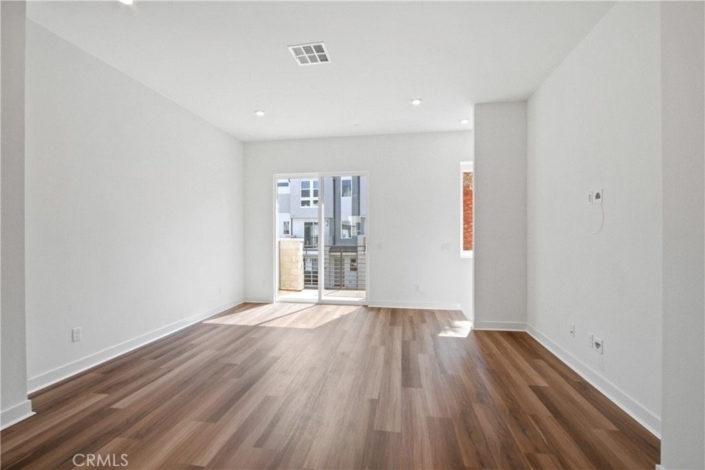 1410 W Bushell Street - Photo 5